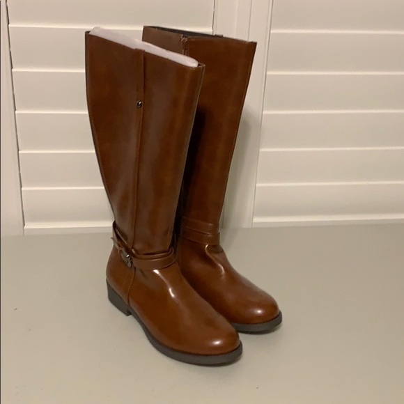 American Eagle Brown Boots Size 8 1/2W NWOT - Picture 2 of 13